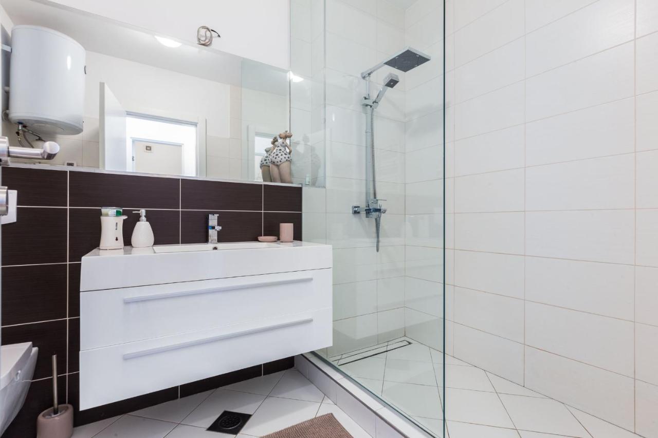 Hoplite 2Br Apartment With Free Parking Zadar Exteriér fotografie